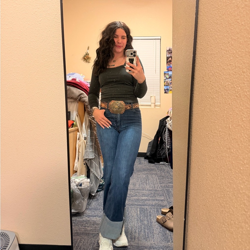 Meet your Posher, Yo